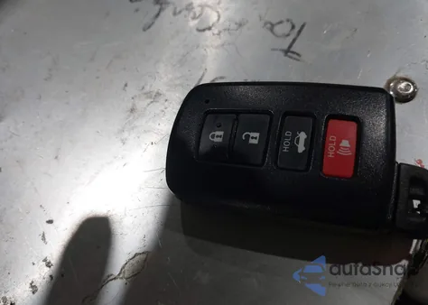 2017 Toyota Corolla Se Special Edition из США, поврежденный, VIN 5YFBURHE8HP644624